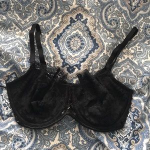 Victoria’s Secret Dream Angels lace push up bra